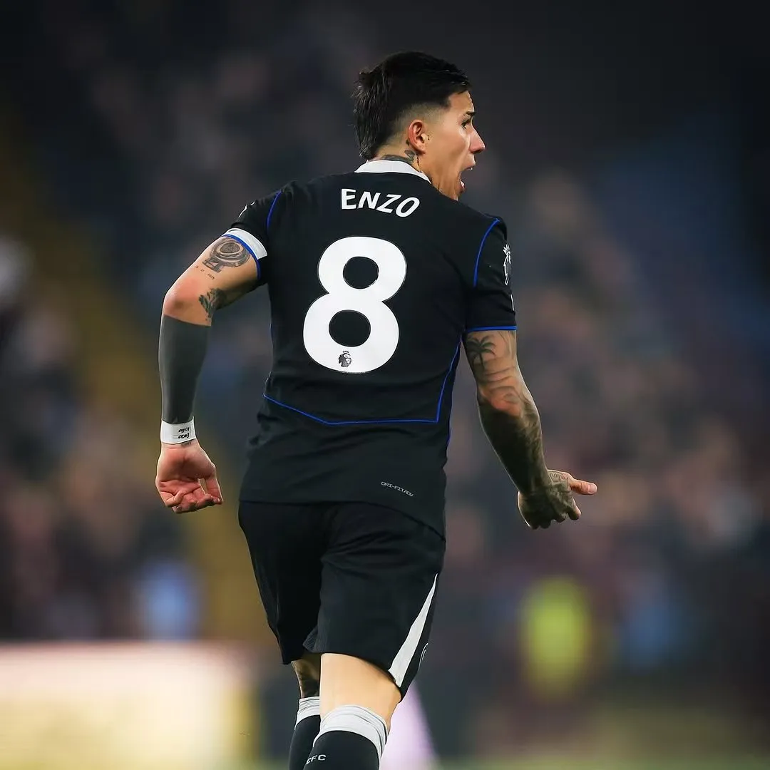 百家乐打法-贡献一次助攻，恩佐赛后更新社媒，发布图集庆祝胜利