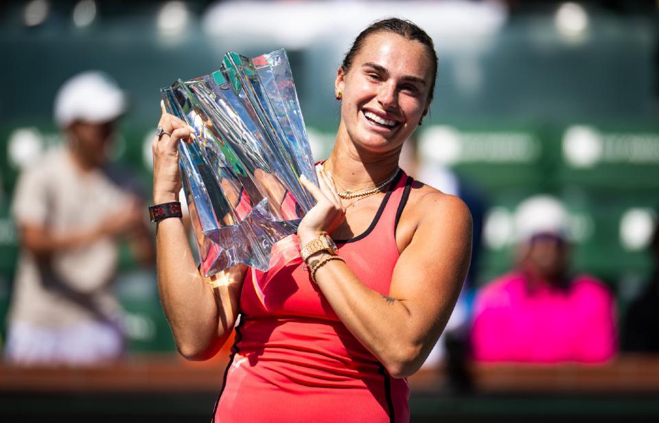 百家乐模拟器-挽救赛点！萨巴伦卡2-1逆转莱巴金娜 印第安维尔斯站夺冠连创纪录