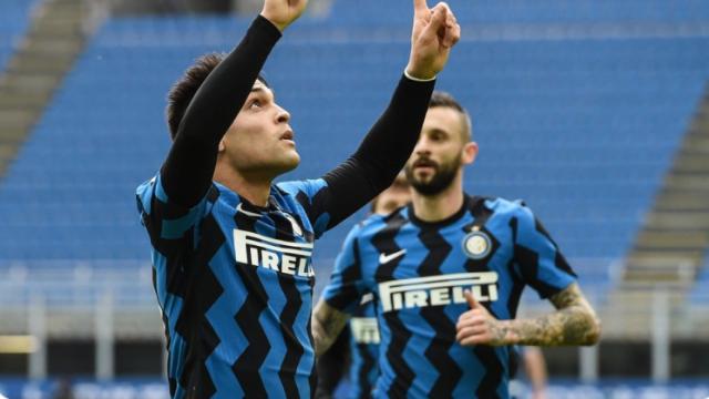 【意甲】劳塔罗戴帽卢卡库传射 国米6比2克罗托内